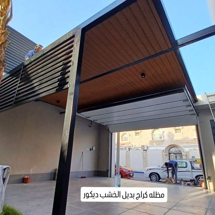 تركيب ألواح بديل الخشب للمظلات