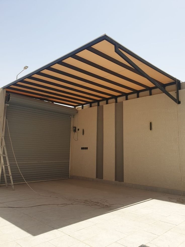 مظلات PVC للأحواش الخارجية