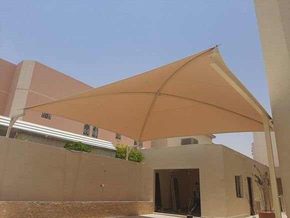 تركيب مظلات سيارات PVC عالية الجودة في منطقة جيزان