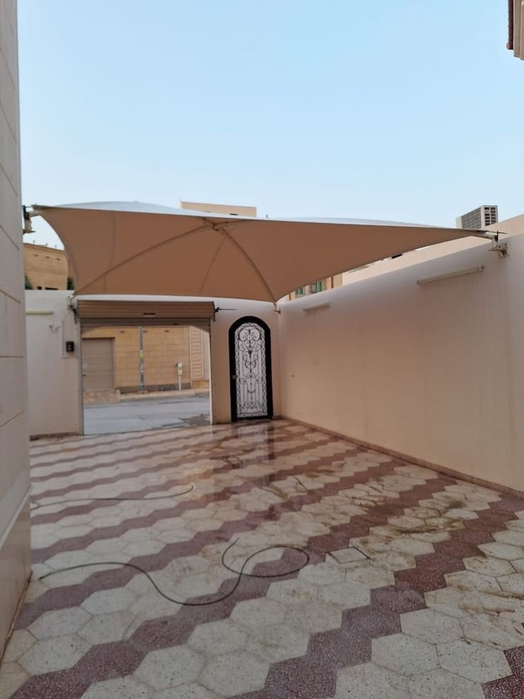 مظلات سيارات حي السويس جيزان